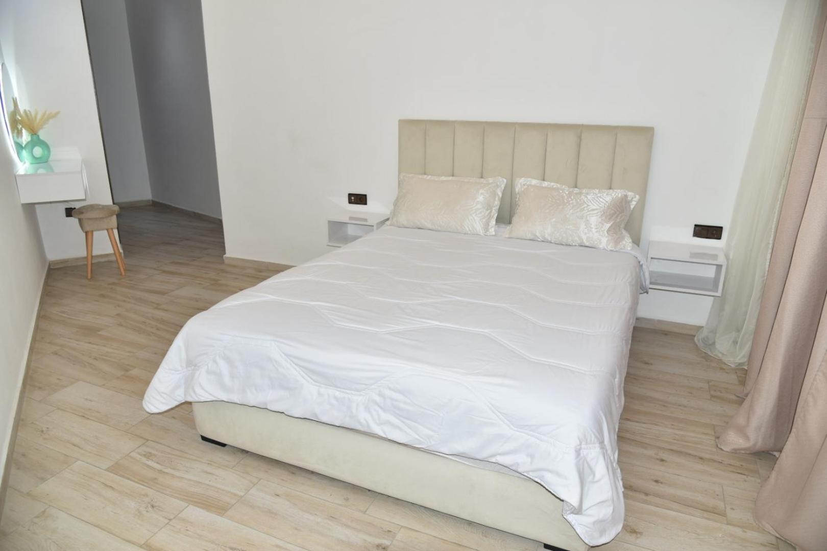 Bright 3-Br In Heart Of Kenitra-Perfect Summer Stay With Parking! Bagian luar foto